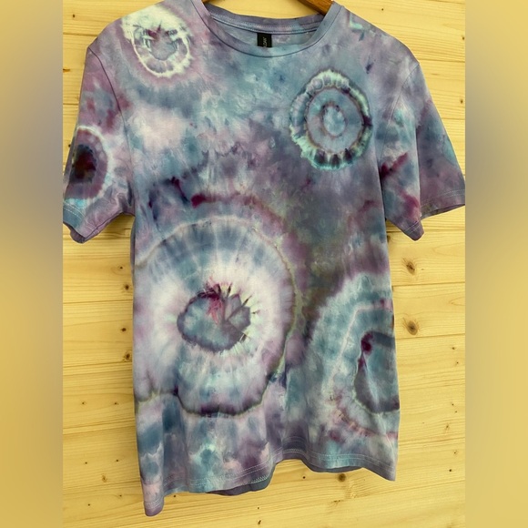 NEW Unisex GILDAN Soft Style | Tie-Dye T-Shirt | Color: Purple and Blue | Size M - Picture 2 of 8